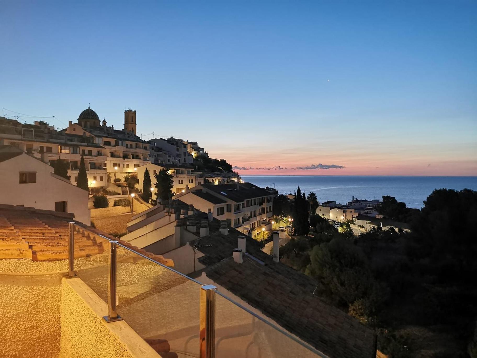 Atico-Duplex Con Vistas Al Mar Y Casco Antiguo En Altea Lejlighed Eksteriør billede